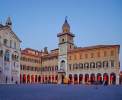 Modena Palazzo Comunale und Dom <br>© Wikimedia Commons (Altei [CC-BY-SA-3.0])