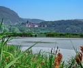 Naturreservat Torbiere del Sebino mit dem Monastero di San Pietro in Lamosa <br>© Kulturtouristik