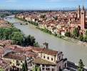 Verona liegt ganz nahe <br>© Wikimedia Commons (Alessandro Vecchi [CC-BY-SA-3.0])