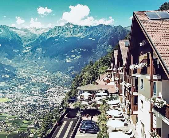 Zwei Orte zum Verlieben: Boutique Hotel und Landgut in Südtirol