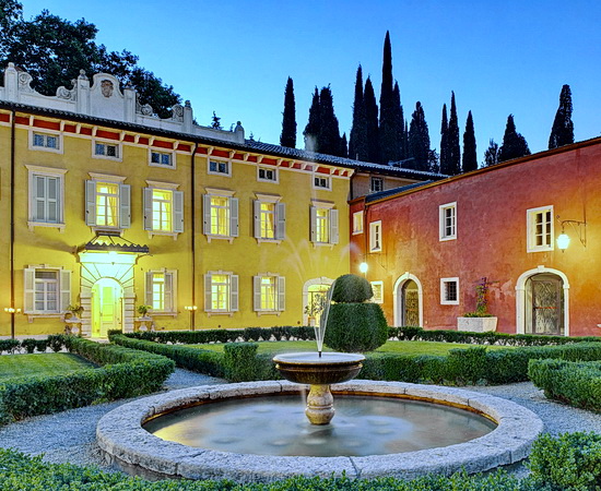 Exklusive Weingenüsse im Wine Relais in der Weinregion von Bardolino